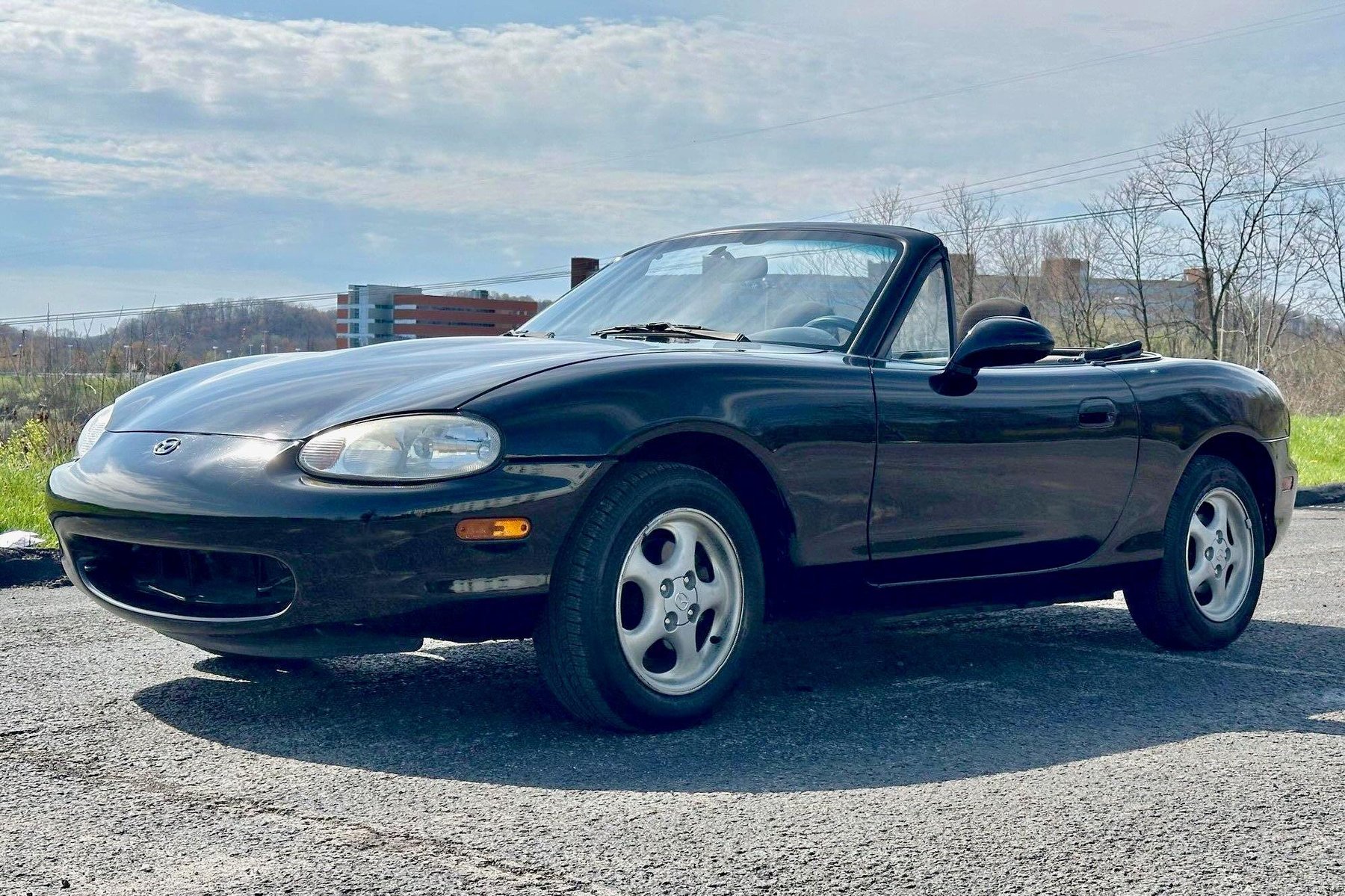 1999 Mazda MX-5 Miata 10th Anniversary VIN JM1NB3537X0113667